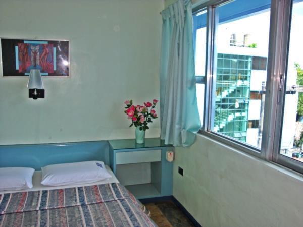 Legazpi Tourist Inn Extérieur photo